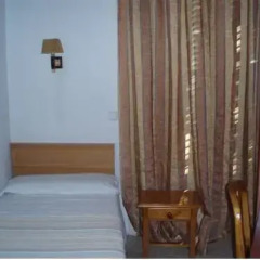 Отель Hostal Castilla комната для гостей