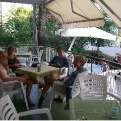 Отель Benvenuti Backpacker Hostel Италия, Римини - отзывы, цены и фото номеров - забронировать отель Benvenuti Backpacker Hostel онлайн питание фото 3