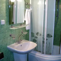 Гостиница Club-Hotel Neptun Украина, Седово - отзывы, цены и фото номеров - забронировать гостиницу Club-Hotel Neptun онлайн ванная фото 2