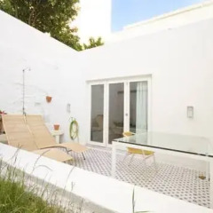 Отель Pensao Residencial 13 da Sorte Лиссабон