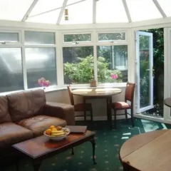 Отель All Seasons Guesthouse Манчестер гостиничный бар