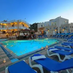 Отель Castello apts бассейн