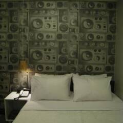 Отель M Motel комната для гостей