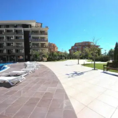 Апартаменты Menada Luxor Apartments парковка