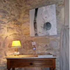 Отель Le Mas de la Treille Bed & Breakfast интерьер отеля