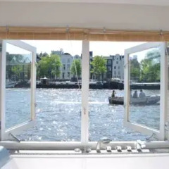 Отель Rent A Houseboat спа