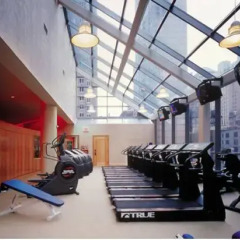 Отель Hilton Club New York фитнесс-зал фото 3
