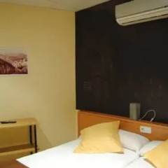 Отель Hostal Guilleumes удобства в номере фото 2