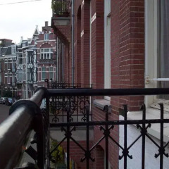 Отель Amsterdam Hostel Annemarie Нидерланды, Амстердам - отзывы, цены и фото номеров - забронировать отель Amsterdam Hostel Annemarie онлайн балкон