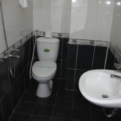 V & M Hotel ванная