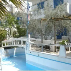 Myrmidon Hotel бассейн фото 3