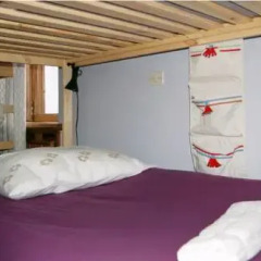 Z-Hostel сейф в номере