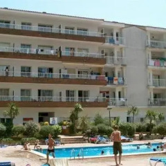 Отель RVHotels Apartamentos Lotus Испания, Бланес - отзывы, цены и фото номеров - забронировать отель RVHotels Apartamentos Lotus онлайн бассейн фото 3