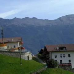 Отель Oberversant Hof Натурно приотельная территория