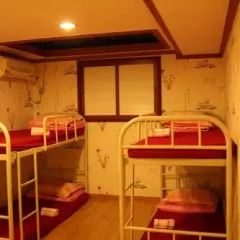 Отель Dongdaemun Inn бассейн