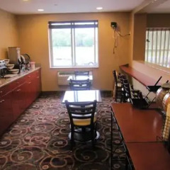 Отель Comfort Inn At LaGuardia Airport США, Нью-Йорк - отзывы, цены и фото номеров - забронировать отель Comfort Inn At LaGuardia Airport онлайн в номере