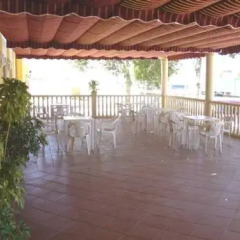 Отель Hostal Carmona фото 2