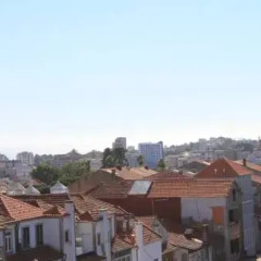 Отель Family & Fun !! Oporto Low Cost Rooms балкон