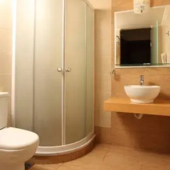 Kronos Hotel ванная