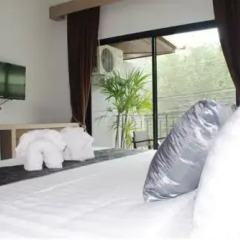 Апартаменты Zodiac Seaview@Patong Apartment Service комната для гостей фото 5