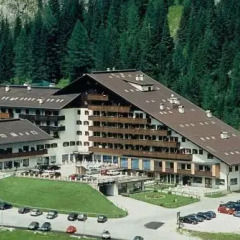 Отель Principe Marmolada Рокка Пьеторе парковка