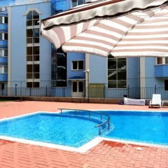 Апартаменты Menada Sunset Beach Apartment Солнечный берег бассейн фото 2