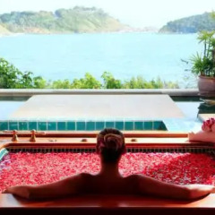 Отель The Royal Phuket Yacht Club спа