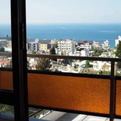 West Ada Inn Hotel балкон