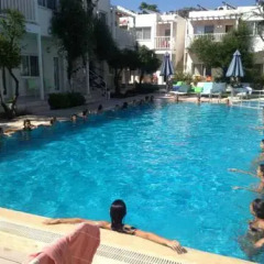 Отель Boutique Class Otel Gümüslük бассейн фото 3
