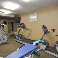 Отель Holiday Inn Washington Georgetown Hotel США, Вашингтон - отзывы, цены и фото номеров - забронировать отель Holiday Inn Washington Georgetown Hotel онлайн фитнесс-зал фото 4