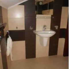 Отель TEA Apartments Болгария, Поморие - отзывы, цены и фото номеров - забронировать отель TEA Apartments онлайн ванная