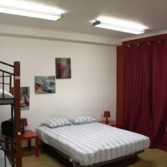 Отель Family & Fun !! Oporto Low Cost Rooms комната для гостей фото 4