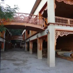 Chaykhana Hotel парковка