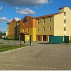 Отель Hôtel Akena City Agen Castelculier спортивное сооружение
