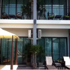 Апартаменты Zodiac Seaview@Patong Apartment Service вид на фасад фото 2