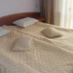 Отель Family Hotel Piccadilly Болгария, Смолян - отзывы, цены и фото номеров - забронировать отель Family Hotel Piccadilly онлайн комната для гостей фото 2