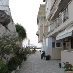 Meliton Inn Hotel & Suites Ситония парковка
