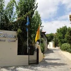 Апартаменты Silvia Apartments спортивное сооружение