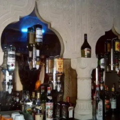 Отель Eikenhof Бельгия, Кнесселаре - отзывы, цены и фото номеров - забронировать отель Eikenhof онлайн гостиничный бар