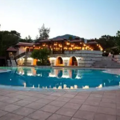 Отель Pinepark Holiday Club бассейн фото 3