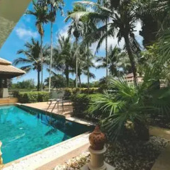 Отель Phuket Marbella Villa бассейн фото 2