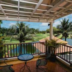Отель Phuket Marbella Villa балкон