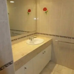 Отель J&v Crtra Far Курорт Росес ванная