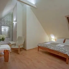 Отель Jawor Pokoje i Apartamenty комната для гостей фото 4