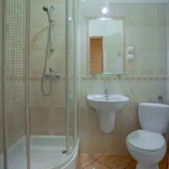 Отель Jawor Pokoje i Apartamenty ванная