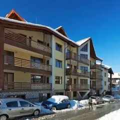 Апартаменты Eagles Nest Apartments парковка