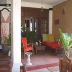 Pink Elephant Hotel and Restaurant Унаватуна питание