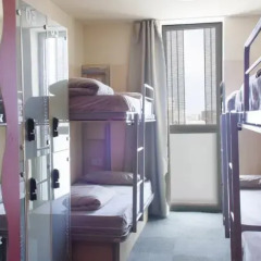 Barcelona Urbany Hostel комната для гостей