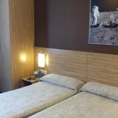Hotel Moon комната для гостей фото 3