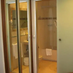 Отель Hostal Bahia Испания, Сан-Себастьян - отзывы, цены и фото номеров - забронировать отель Hostal Bahia онлайн сауна